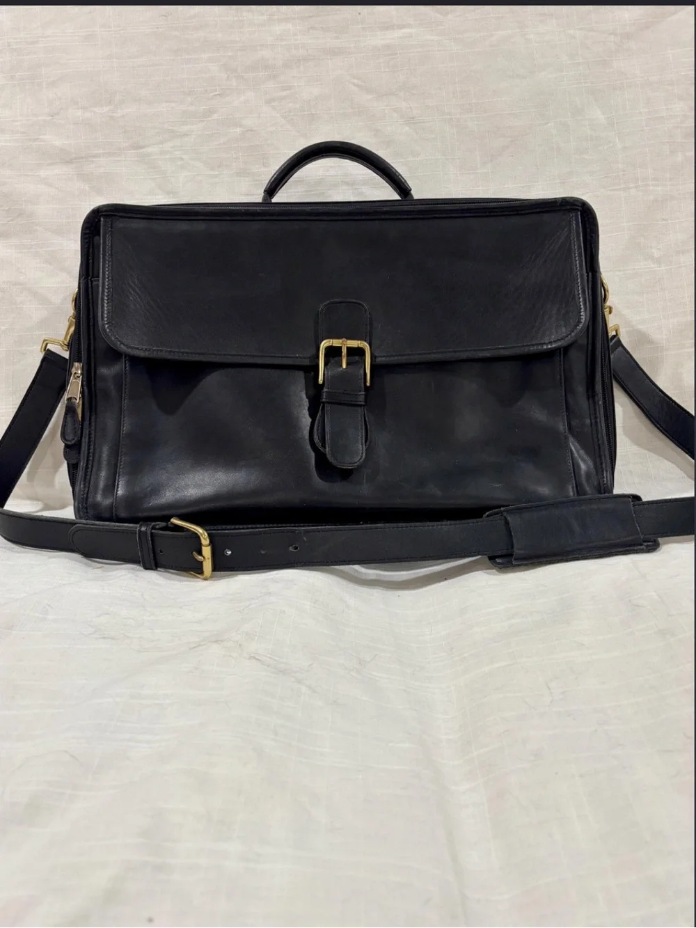 Vintage Coach black leather laptop bag -